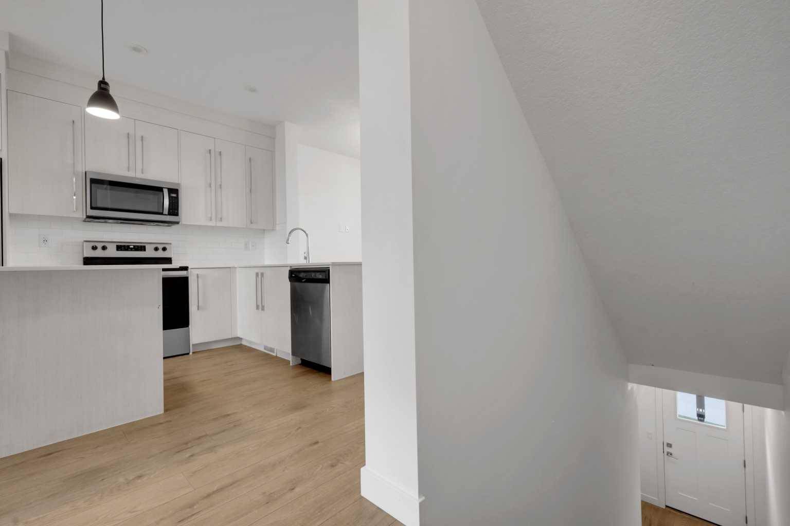 Calgary, AB T3N 1B9,1211 Cornerstone ST