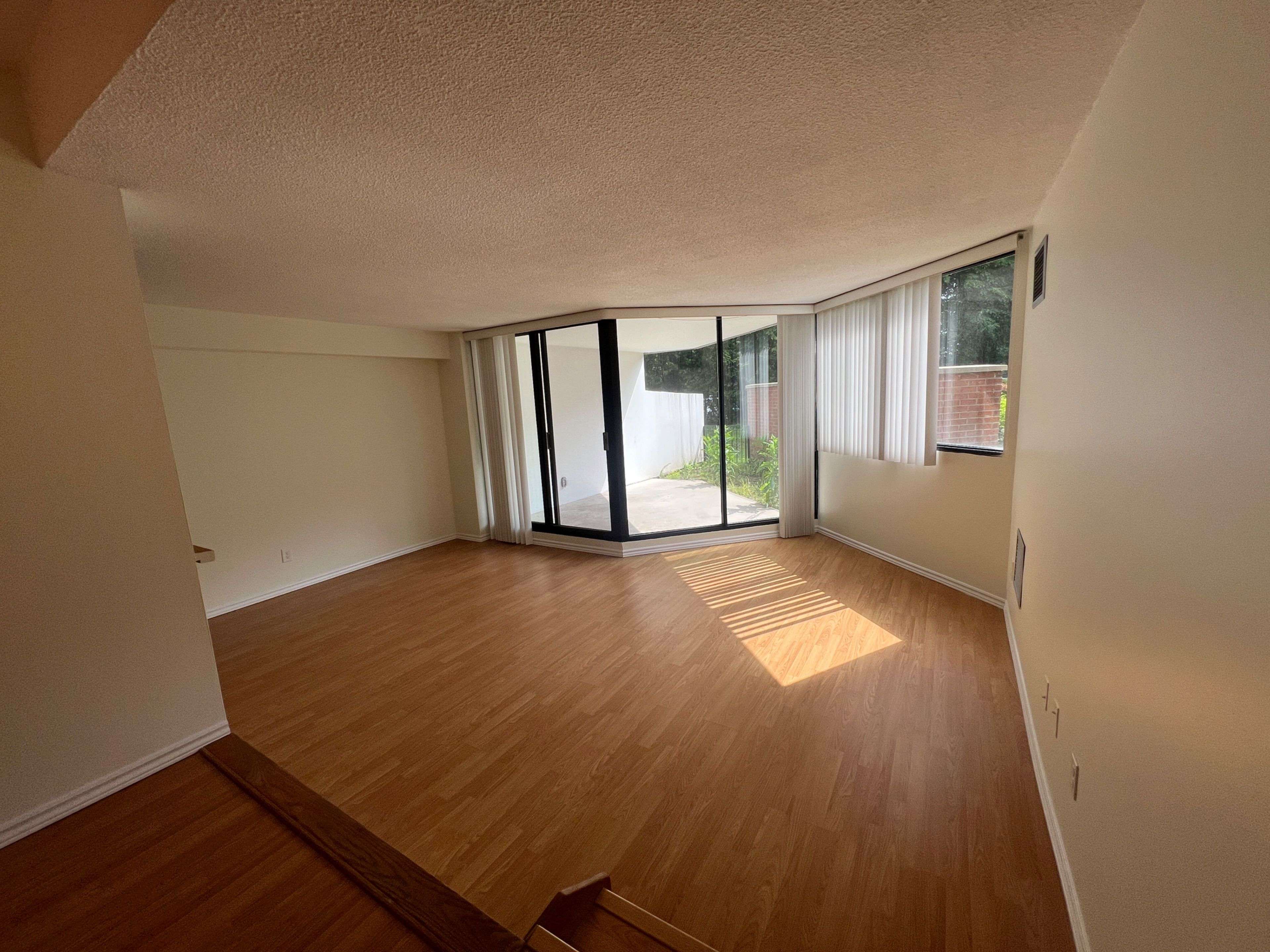 Richmond Hill, ON L4C 5L1,50 Baif BLVD #101