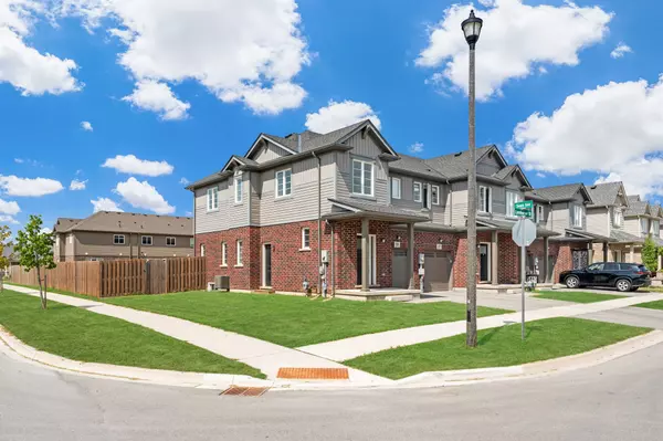 Pelham, ON L3B 5N5,59 Lymburner ST