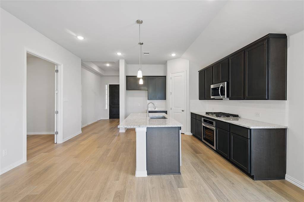 Van Alstyne, TX 75495,1721 Gateway Lane