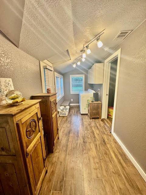 Weatherford, TX 76086,715 W Ball Street