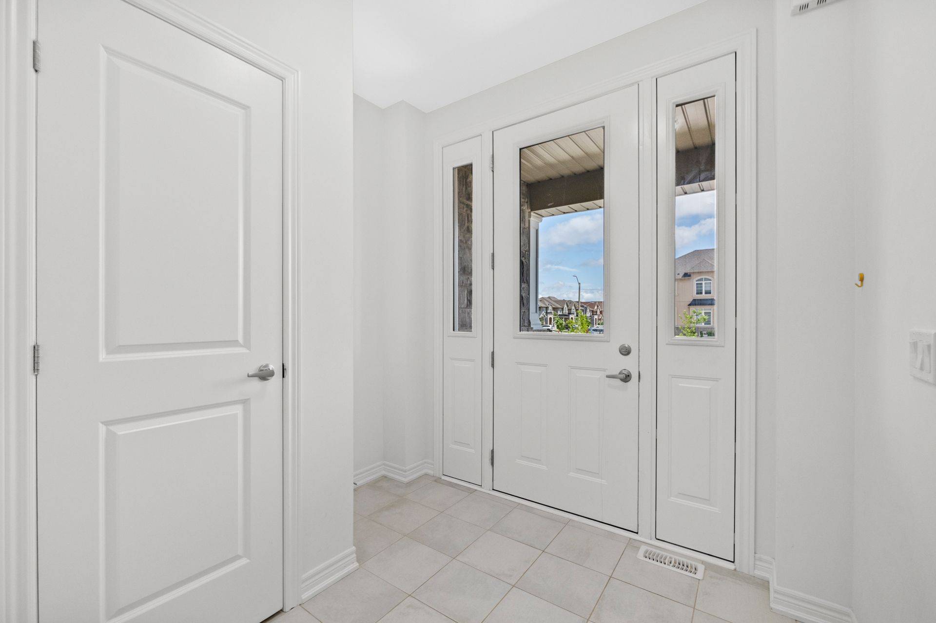 Hamilton, ON L9K 0J8,349 Raymond RD