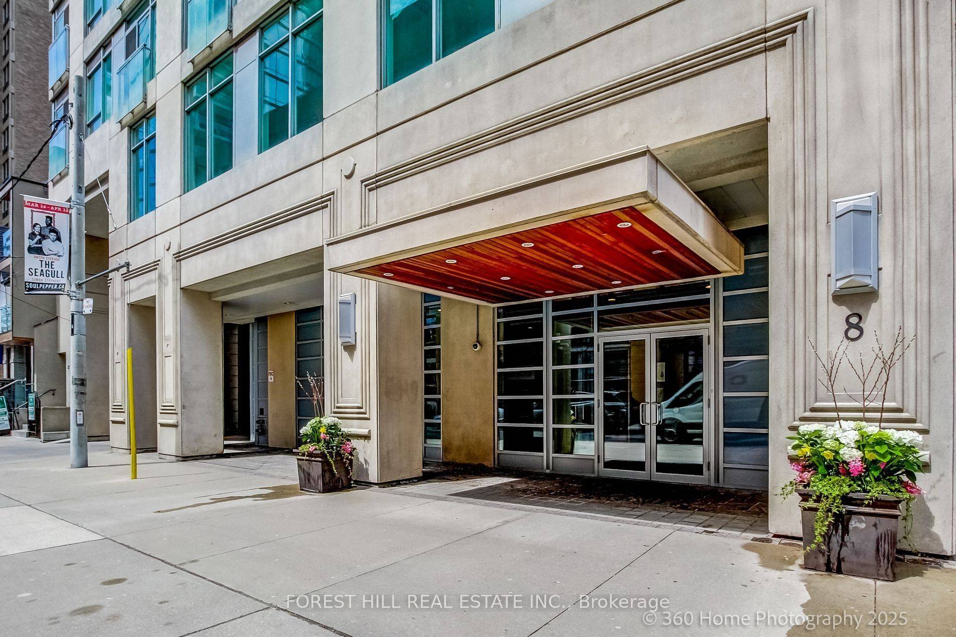 8 Scollard ST #302, Toronto C02, ON M5R 1M2