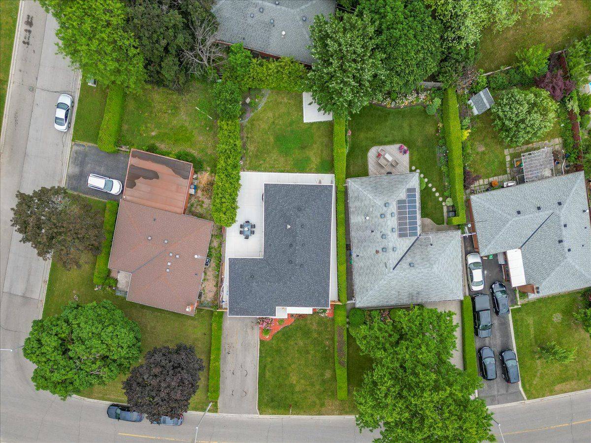 Brampton, ON L6T 3E2,53 Dorchester DR