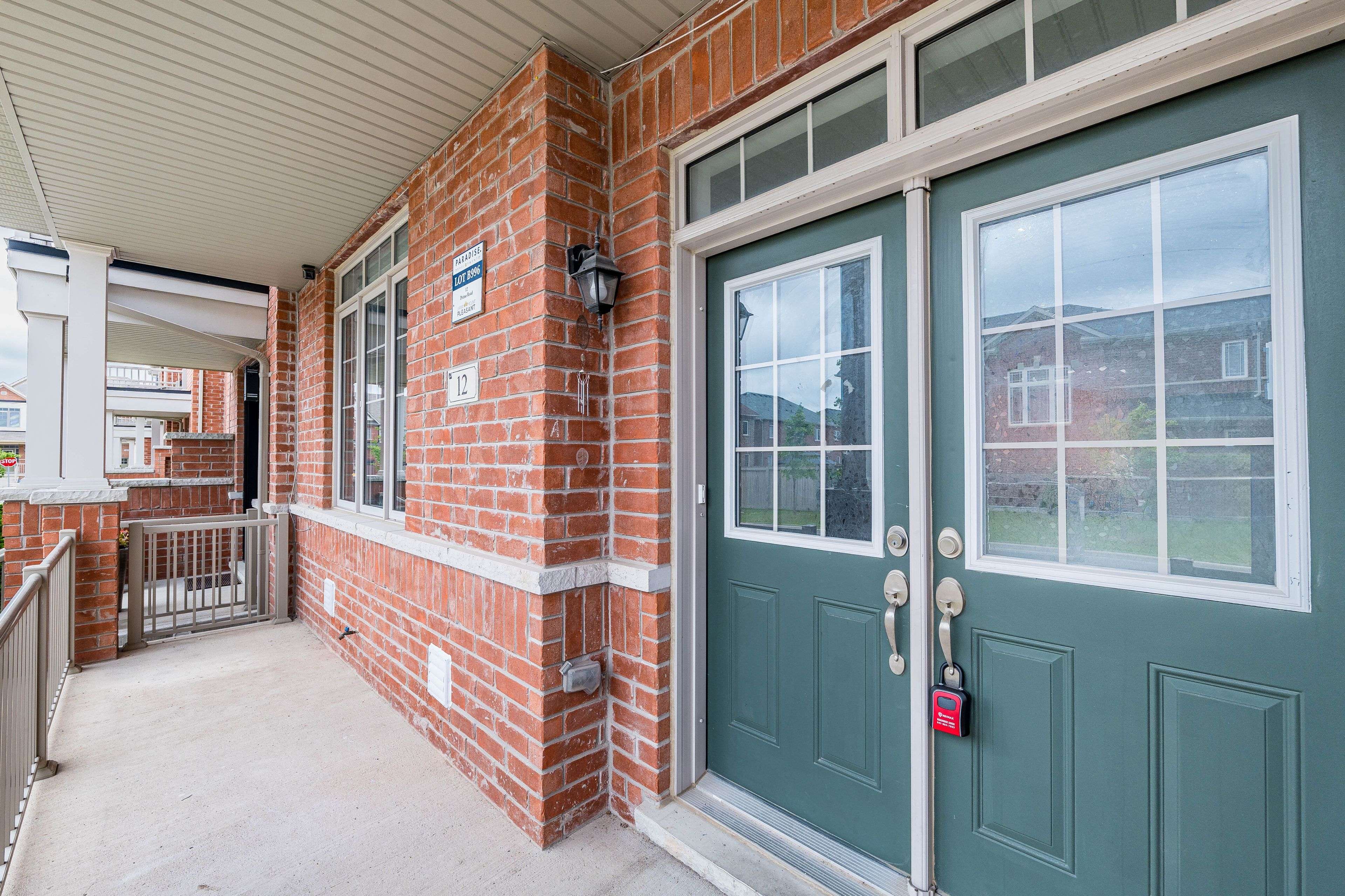 Brampton, ON L7A 3Y1,12 Primo RD N