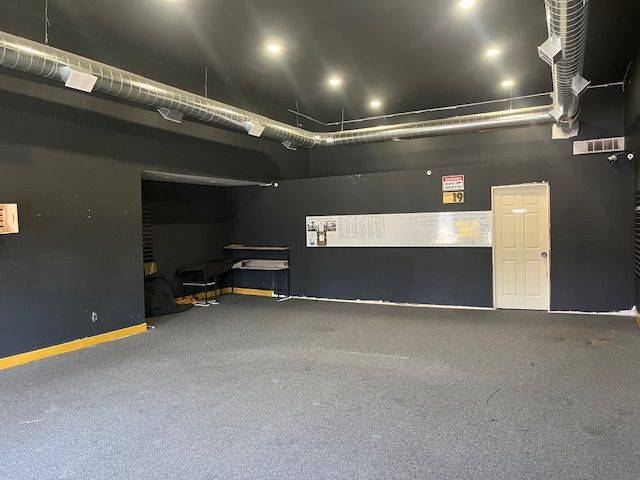 Woodstock, ON N4S 1E6,692 DUNDAS ST S #4