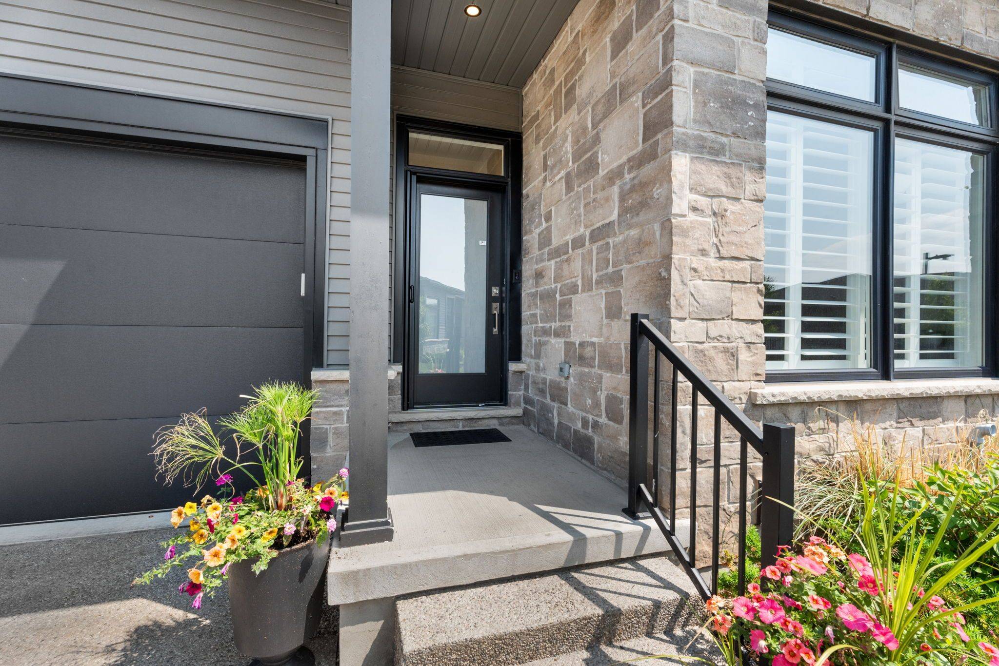 Niagara Falls, ON L2G 0Y8,8974 Willoughby DR #49