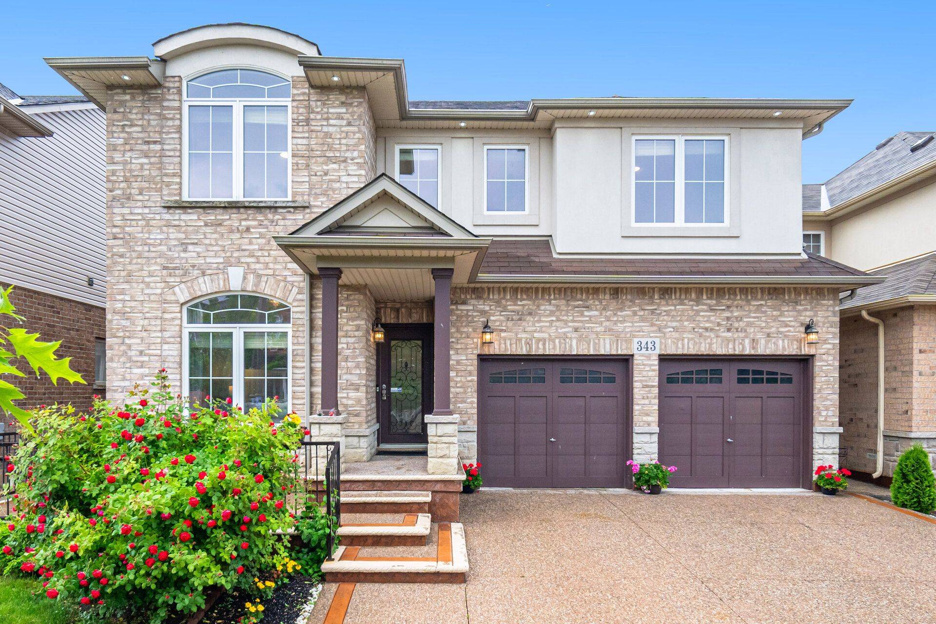 343 Montreal CIR, Hamilton, ON L8E 0C7