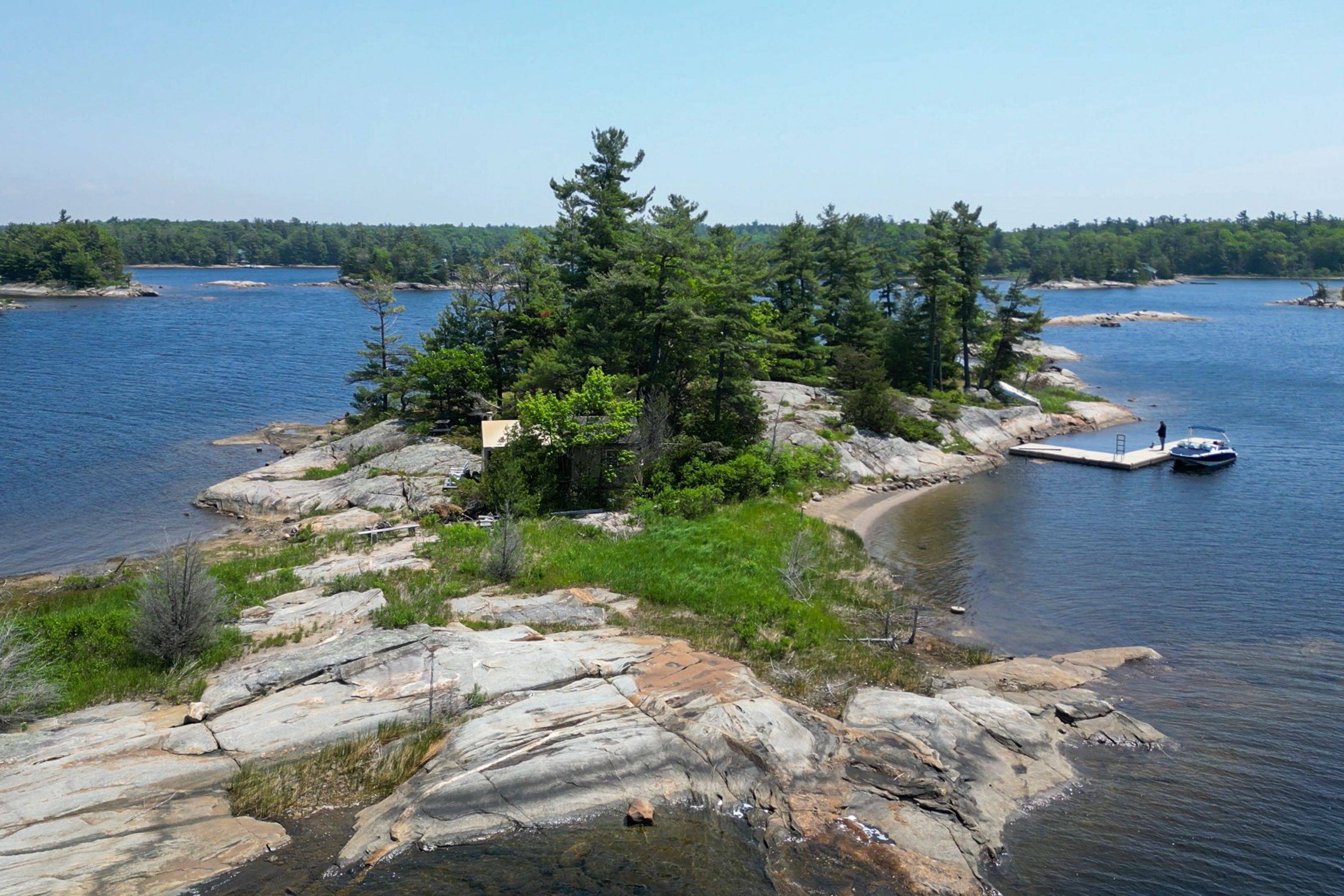 Georgian Bay, ON P0E 1E0,2 Island 1690 N/A