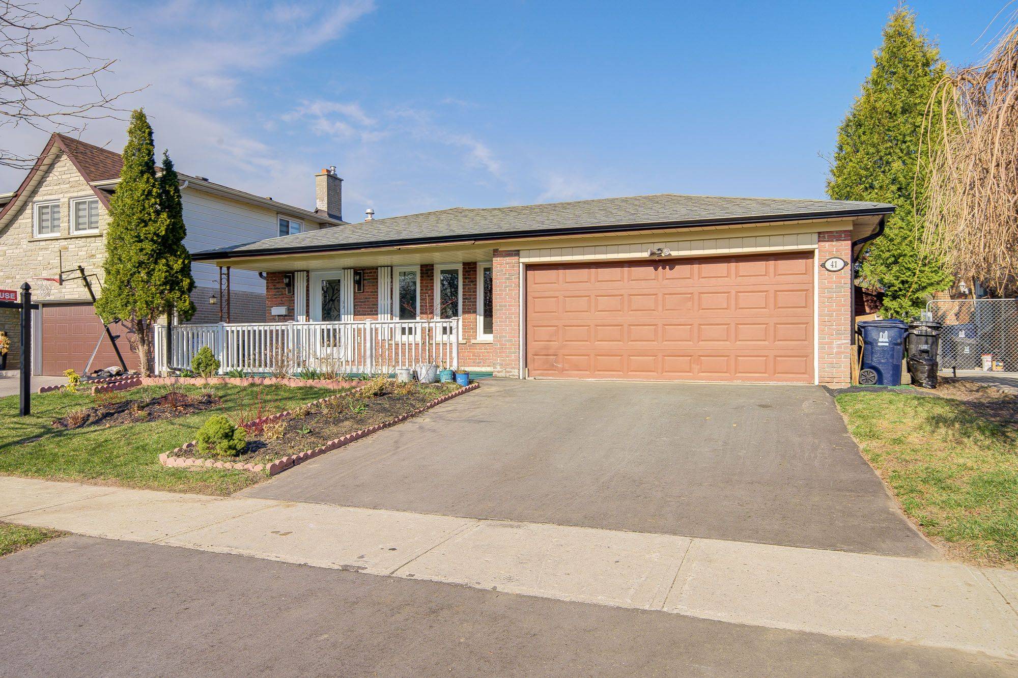 Toronto E05, ON M1T 2H6,41 Davisbrook BLVD