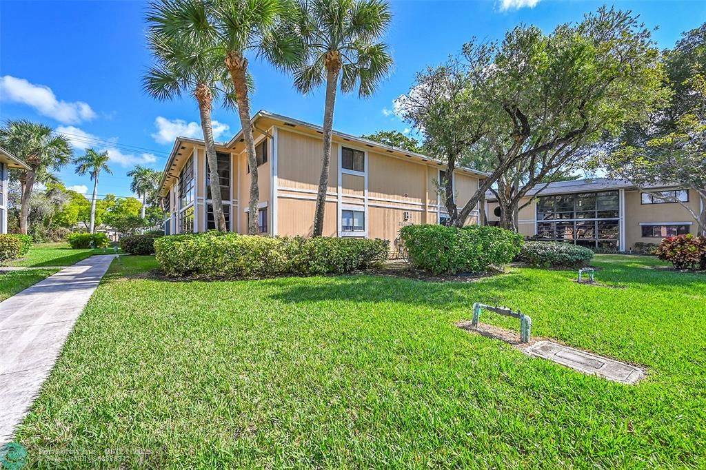 Tamarac, FL 33321,7174 Ashmont Cir  #107
