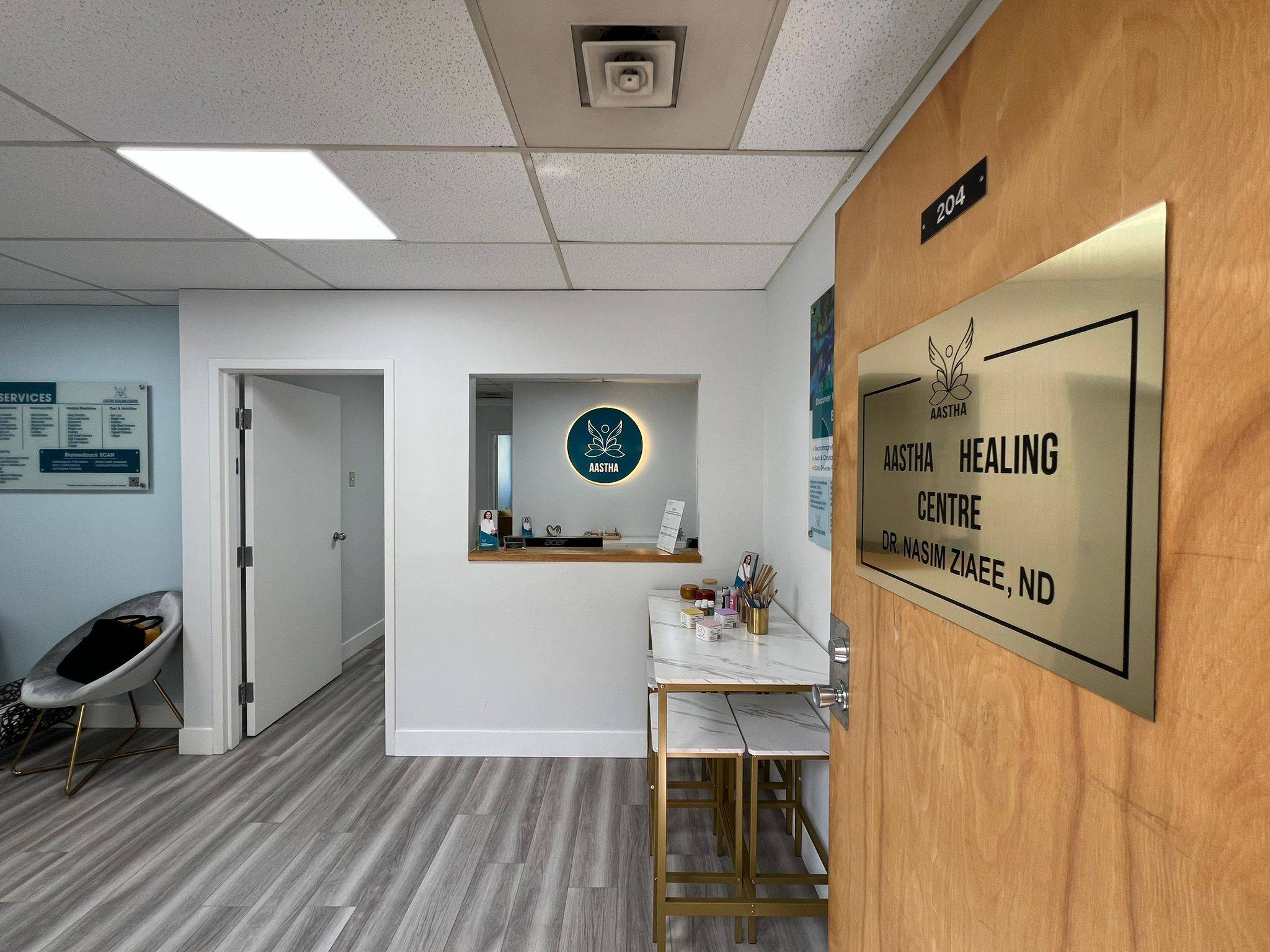Richmond Hill, ON L4C 3Y1,22 Richmond ST ##204 (Sub-Lease)