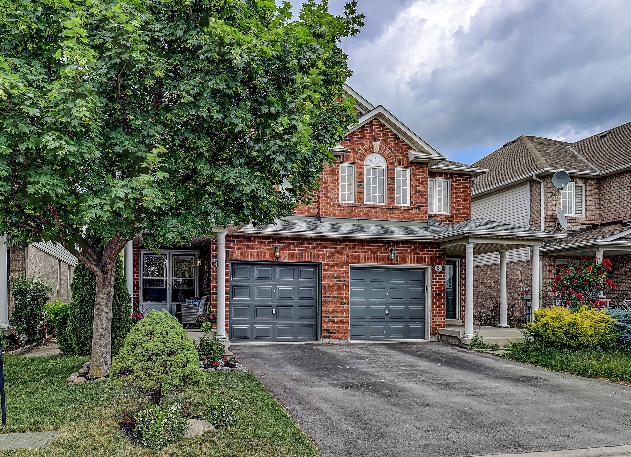 156 Manley LN, Milton, ON L9T 5T1