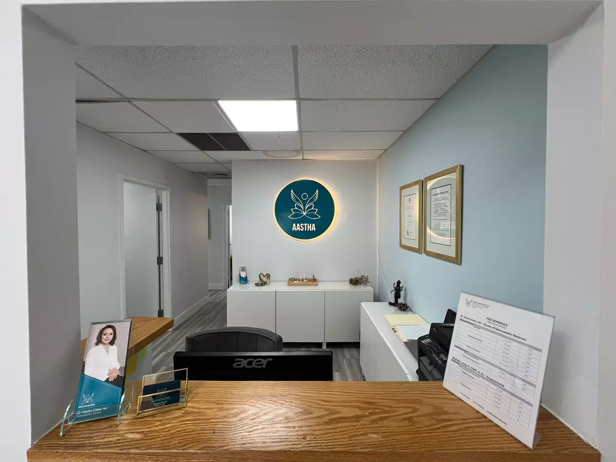 Richmond Hill, ON L4C 3Y1,22 Richmond ST ##204 (Sub-Lease)