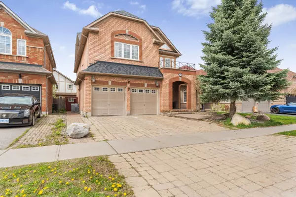 178 Stonemanor AVE, Whitby, ON L1R 2Z1