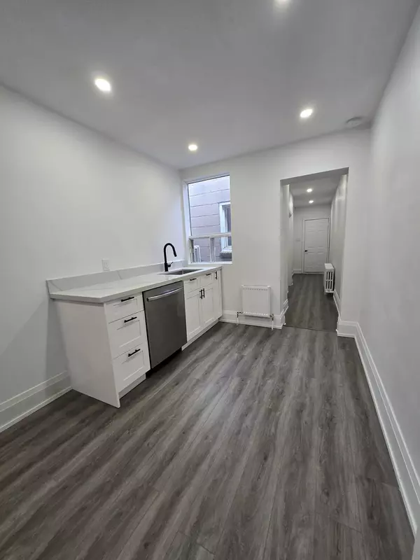 Toronto E03, ON M4J 2S4,146 O'Connor DR #1 - Upper