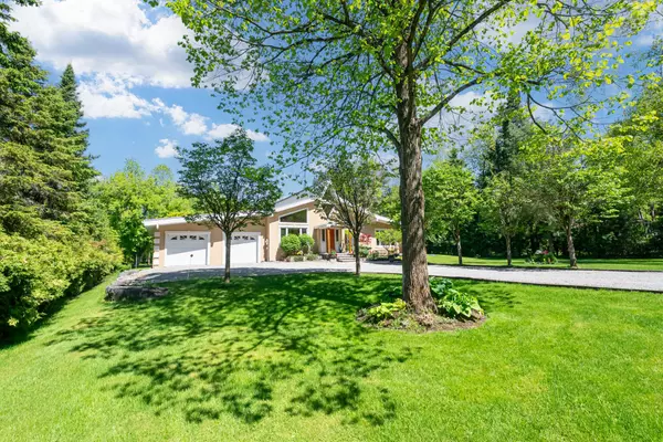 Georgina, ON L0C 1L0,15 Linda RD