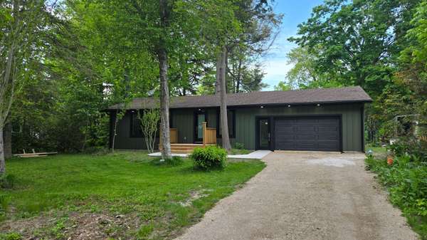 325 Ojibwa TRL, Huron-kinloss, ON N0G 2R0