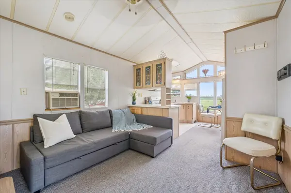 2 Elm PL, Centre Wellington, ON N1M 2W5