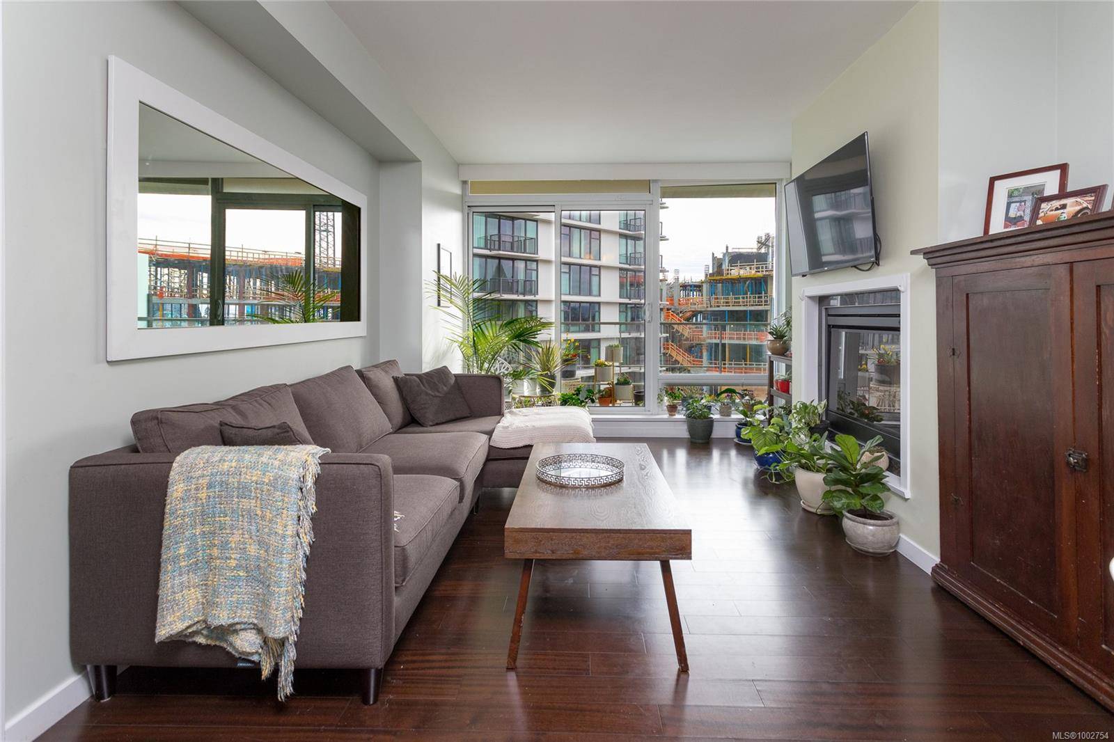 Victoria, BC V8W 0A8,708 Burdett Ave #1003
