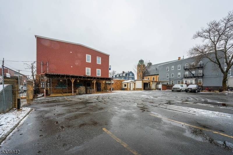 Elizabeth City, NJ 07206,324 2nd St