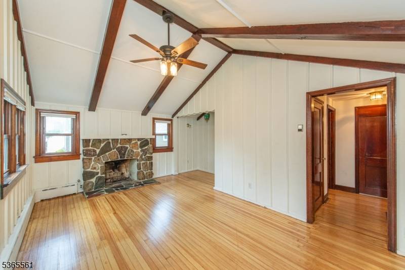 Wayne Twp., NJ 07470,51 Lake Trl E