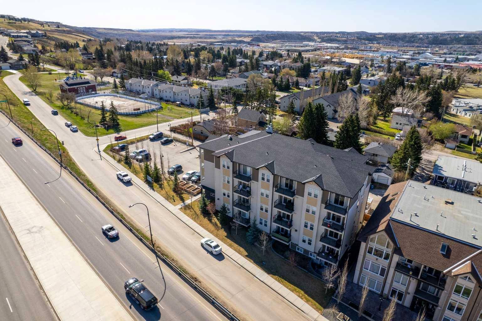 213 Mountain ST, Cochrane, AB T4C 1C9