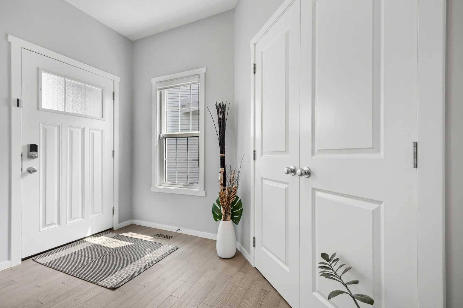 Calgary, AB T2X 2H8,157 Walgrove Heath SE