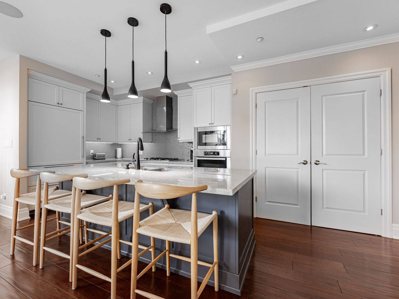 Toronto E02, ON M4L 3N5,1 Rainsford RD #204