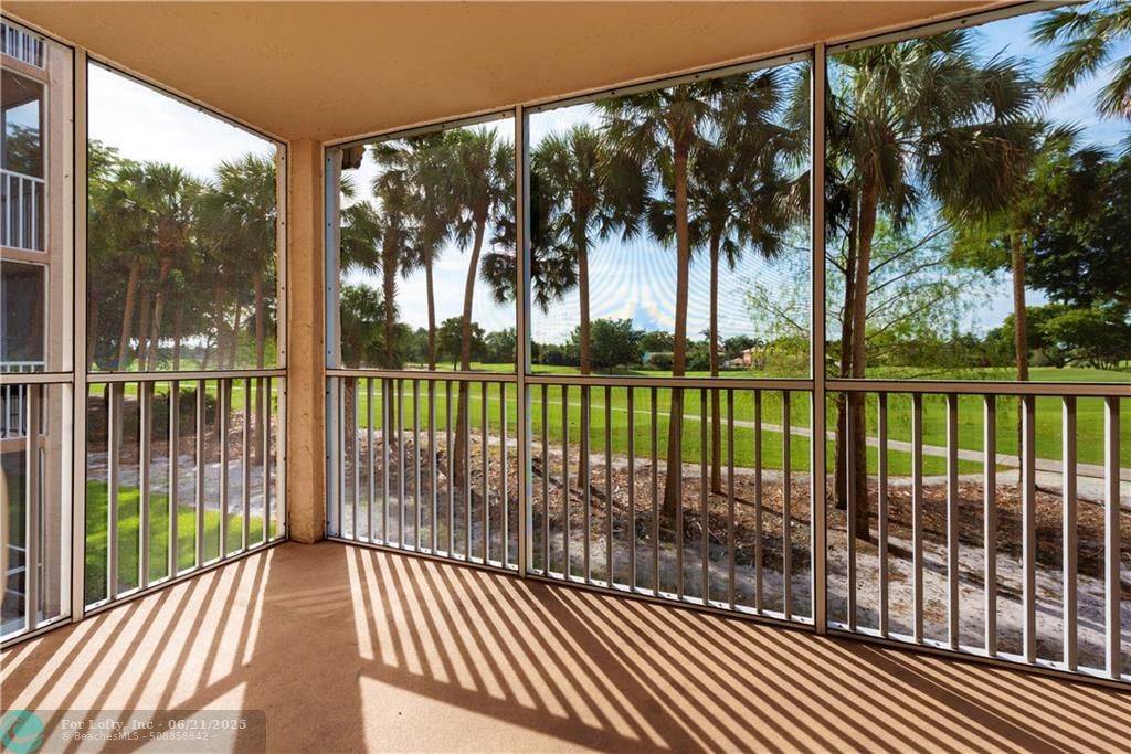 250 Jacaranda Dr #209, Plantation, FL 33324