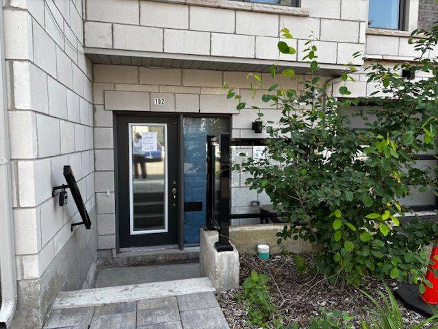 Brampton, ON L6P 4R1,20 Halliford PL #102