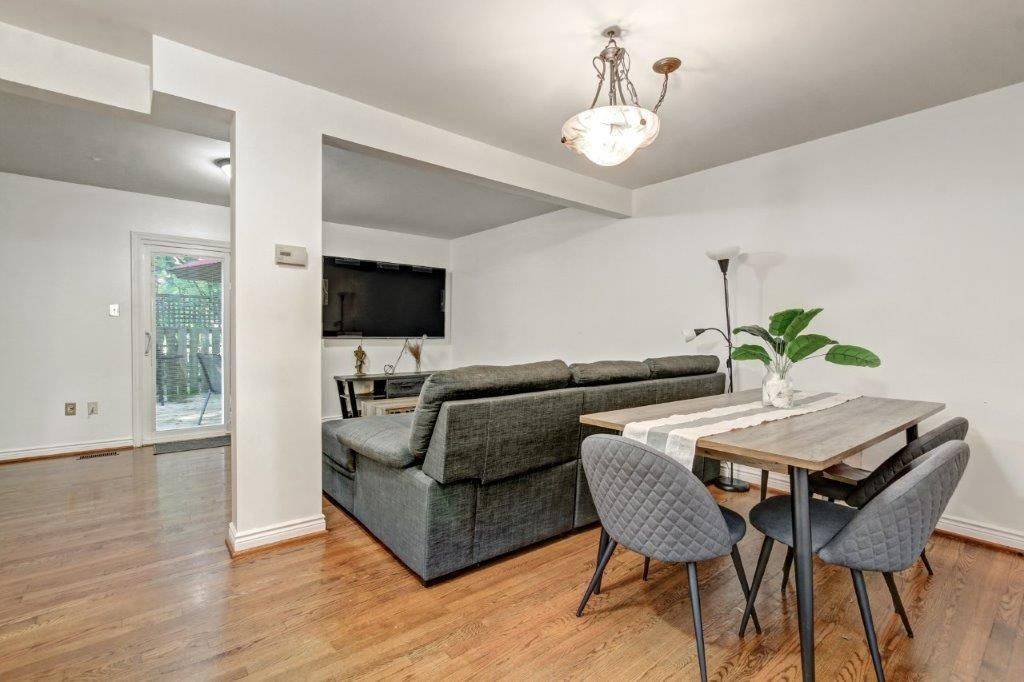 London East, ON N6B 2C1,561 Princess AVE #2
