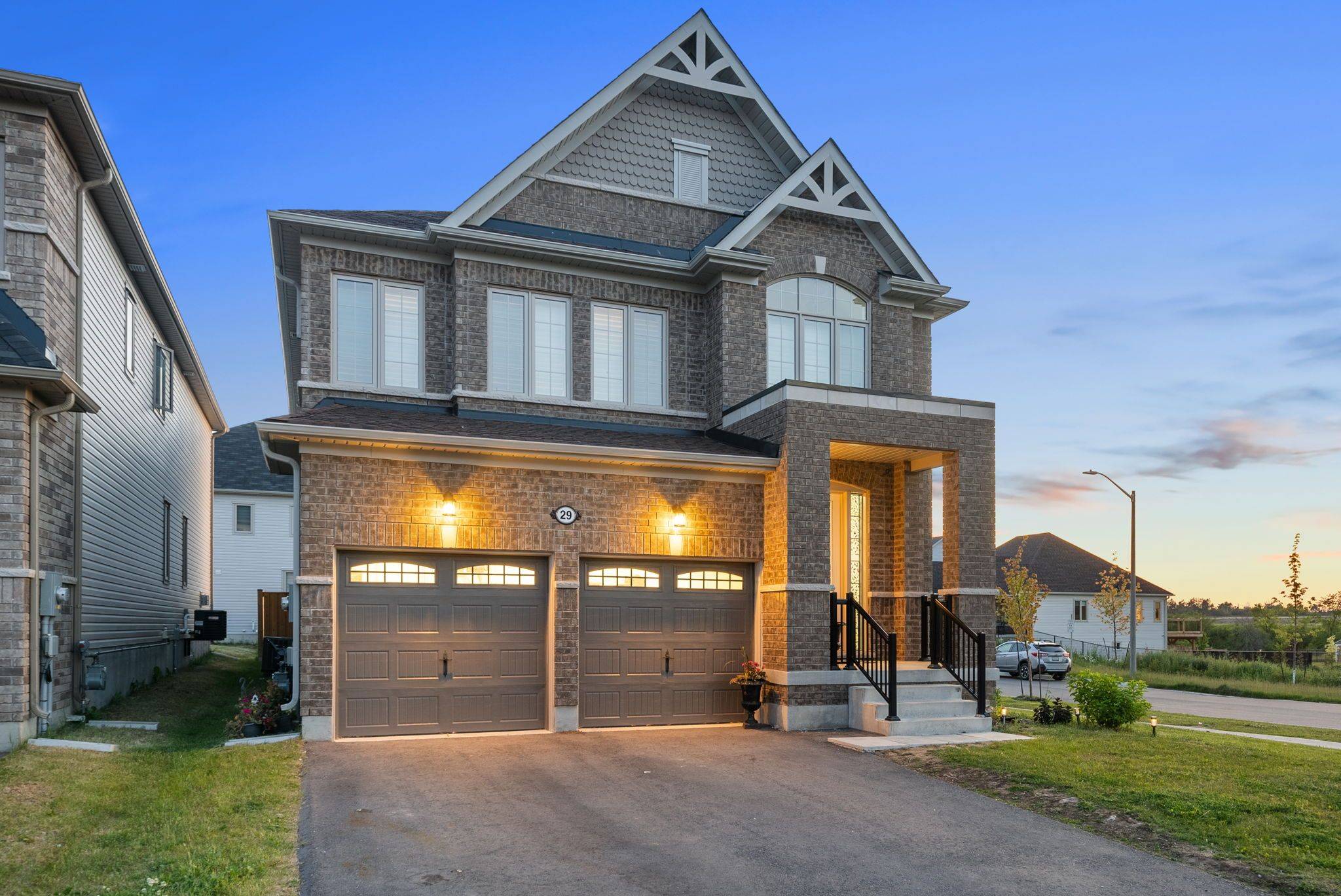 Kawartha Lakes, ON K9V 0P3,29 Hennessey CRES