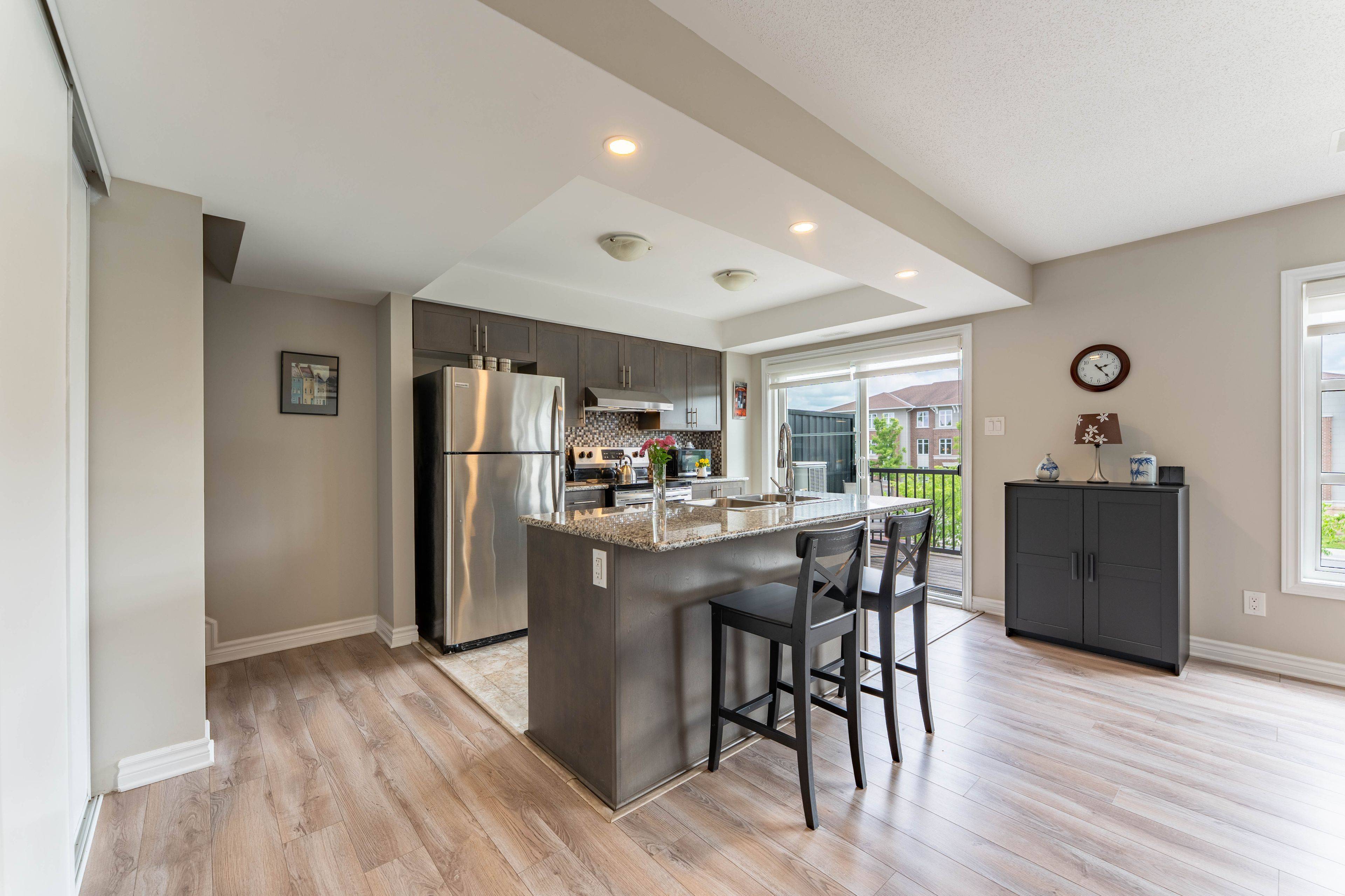 Barrhaven, ON K2J 5X2,735 Chapman Mills DR