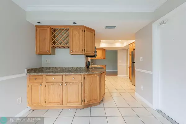 Plantation, FL 33313,1401 NW 73RD