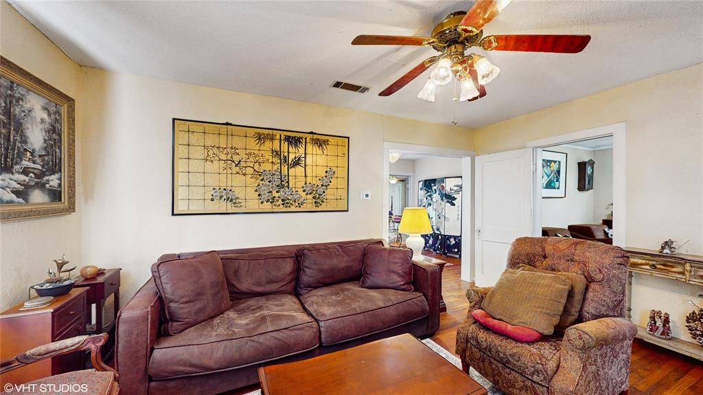Mcgregor, TX 76657,907 W 6th Street