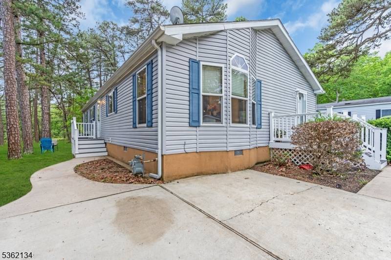 Jackson Twp., NJ 08527,45 Goldenrod Place