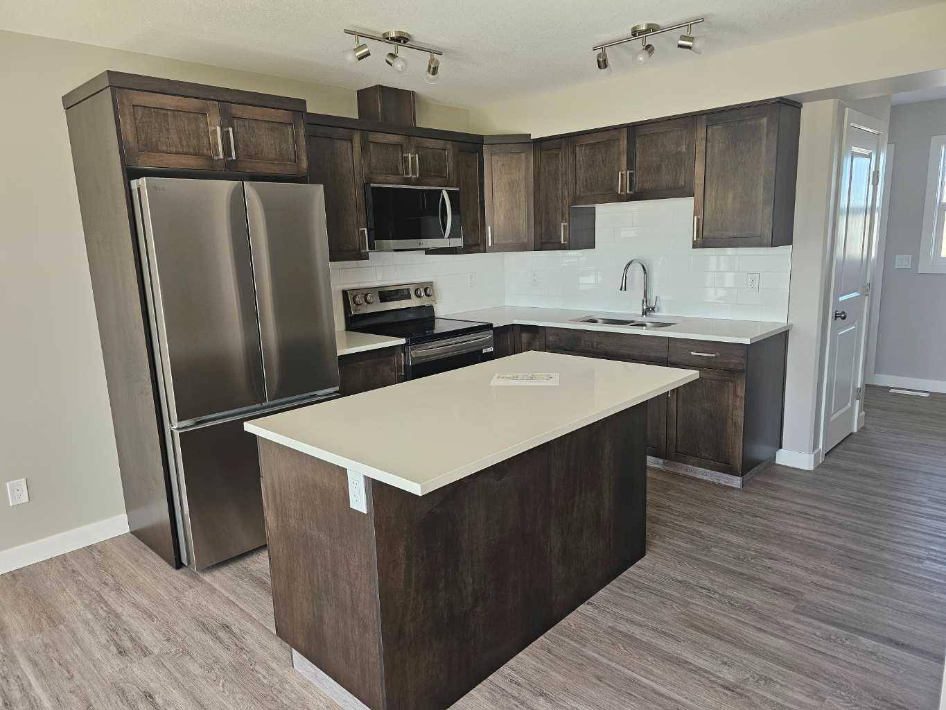 Rocky Mountain House, AB T4T 1N6,6300 58A ST #113