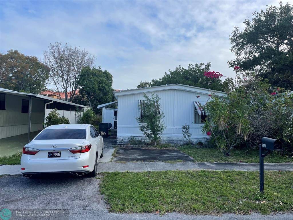 2341 SW 51st Ct, Fort Lauderdale, FL 33312