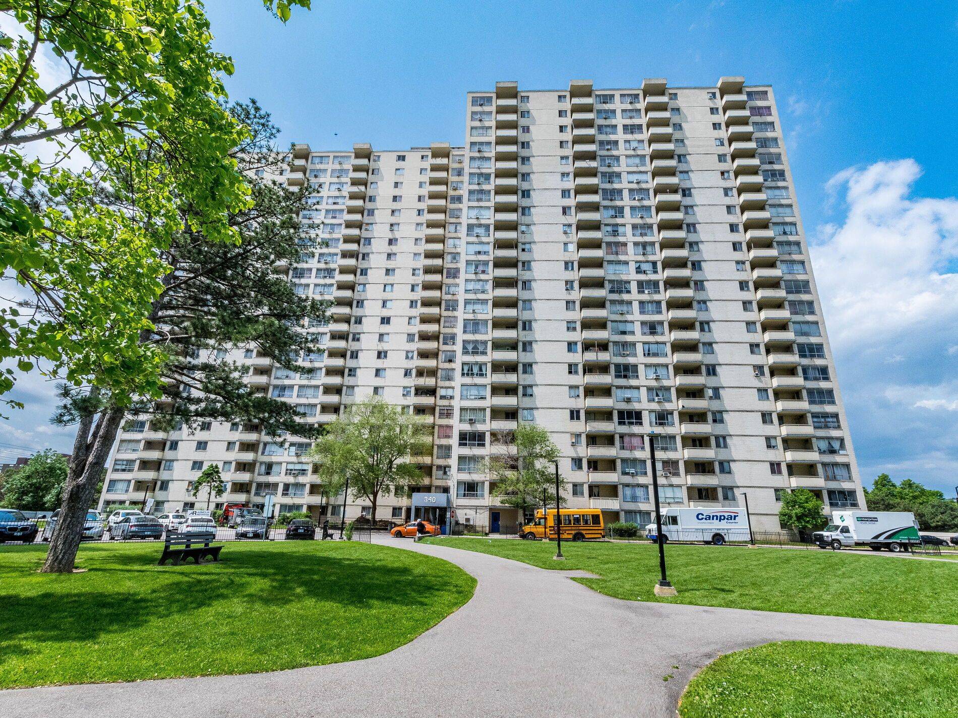 Toronto W09, ON M9R 1T1,340 Dixon RD #1908