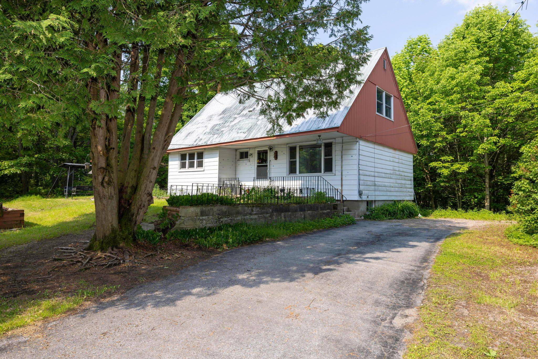 100 Parry Sound DR, Mcdougall, ON P2A 2W7
