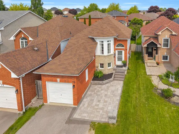 Clarington, ON L1C 4Y9,75 Abernethy CRES