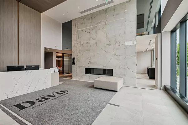 Newmarket, ON L3Y 0G7,185 deerfield RD #1210