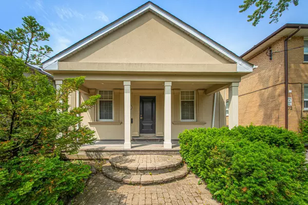 170 Queens AVE, Toronto W06, ON M8V 2N9