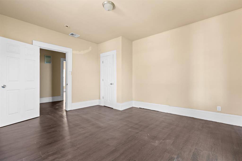 Hillsboro, TX 76645,102 Chestnut Street