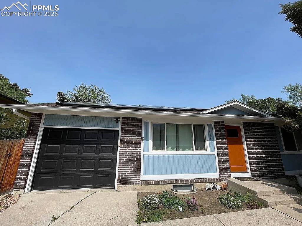 4519 Bella DR, Colorado Springs, CO 80918