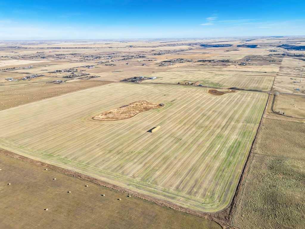 96 Street East (West Parcel 140.2 Acres), Rural Foothills County, AB T1S 3Y6
