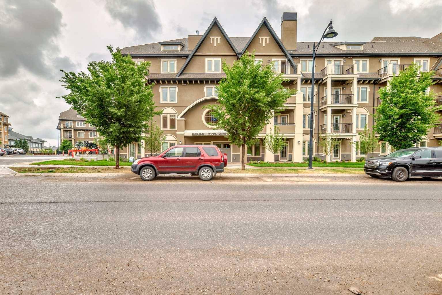 Calgary, AB T3M 4E1,140 Mahogany ST Southeast #117