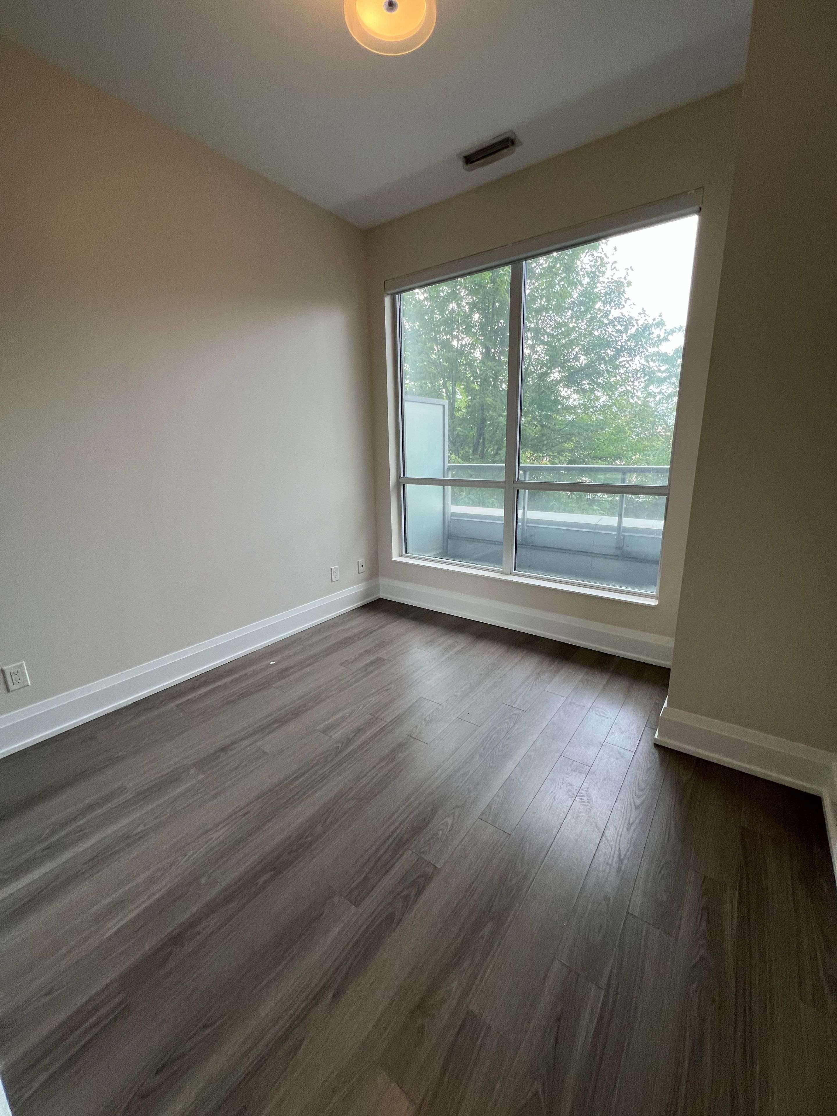 Toronto C14, ON M2N 0H1,120 Harrison Garden BLVD #205