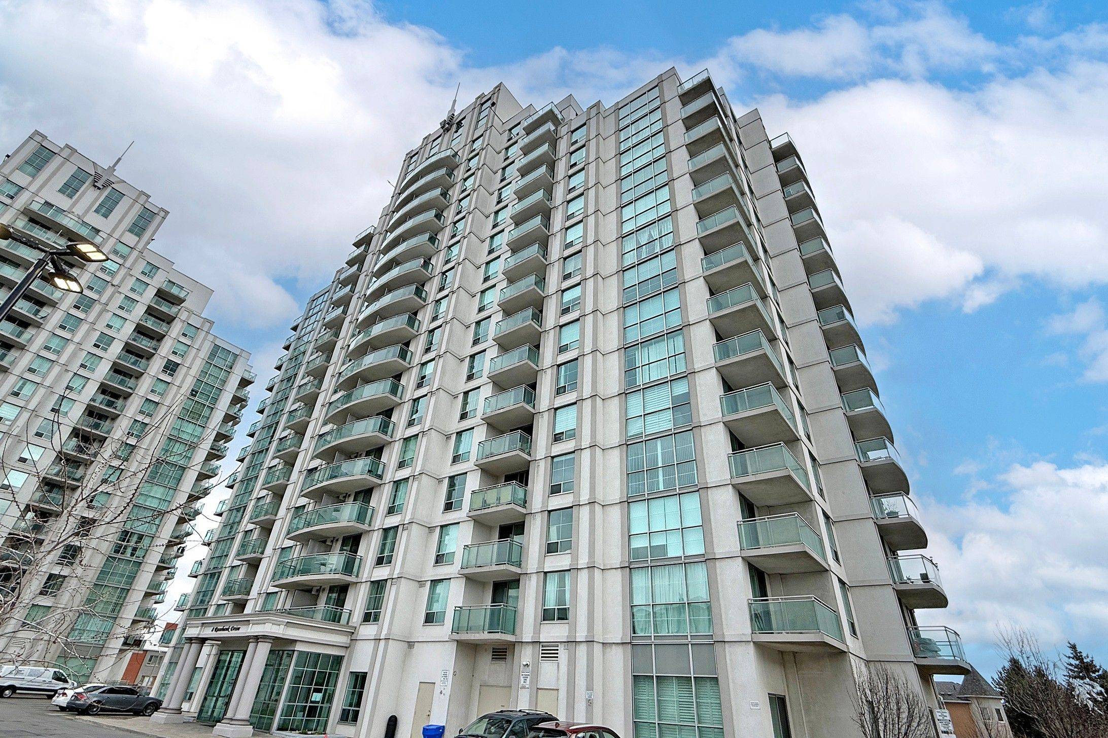 Toronto E11, ON M1B 5Z3,8 Rosebank DR #1B